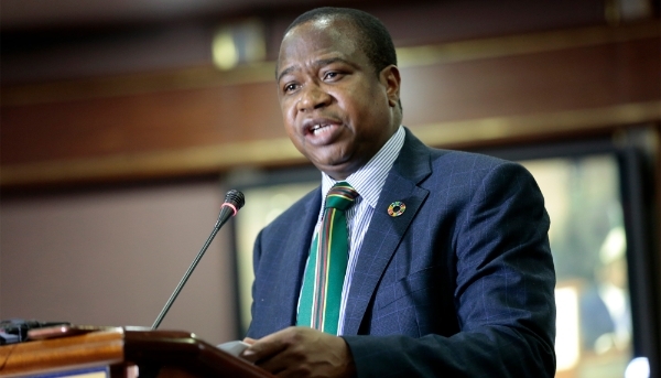 Le ministre zimbabwéen des finances et du développement économique, Mthuli Ncube, à Harare, le 11 mars 2020.