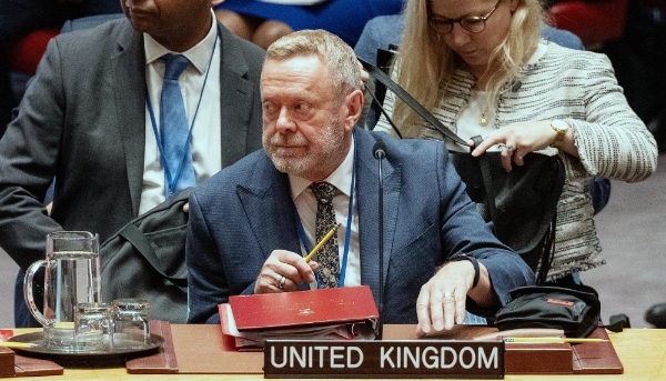 Lord Collins of Highbury, sous-secrétaire d'État pour l'Afrique, lors d'une réunion du Conseil de sécurité des Nations unies, à New York, le 12 août 2024.